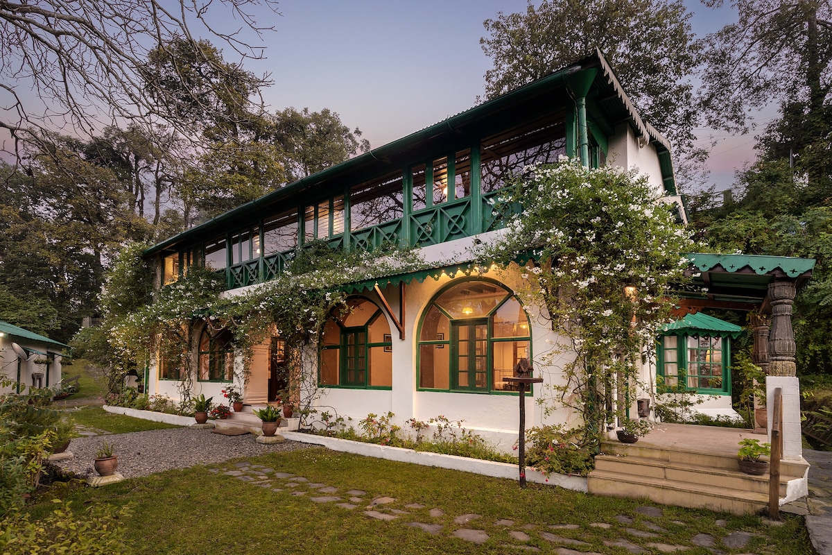 150 yrs Old World Charm Villa -  Modern Amenities