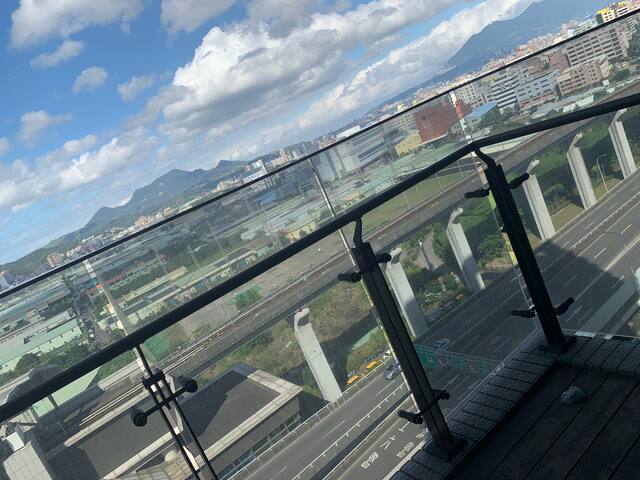 台北新庄副都心十大推荐配备健身房的民宿 Airbnb爱彼迎