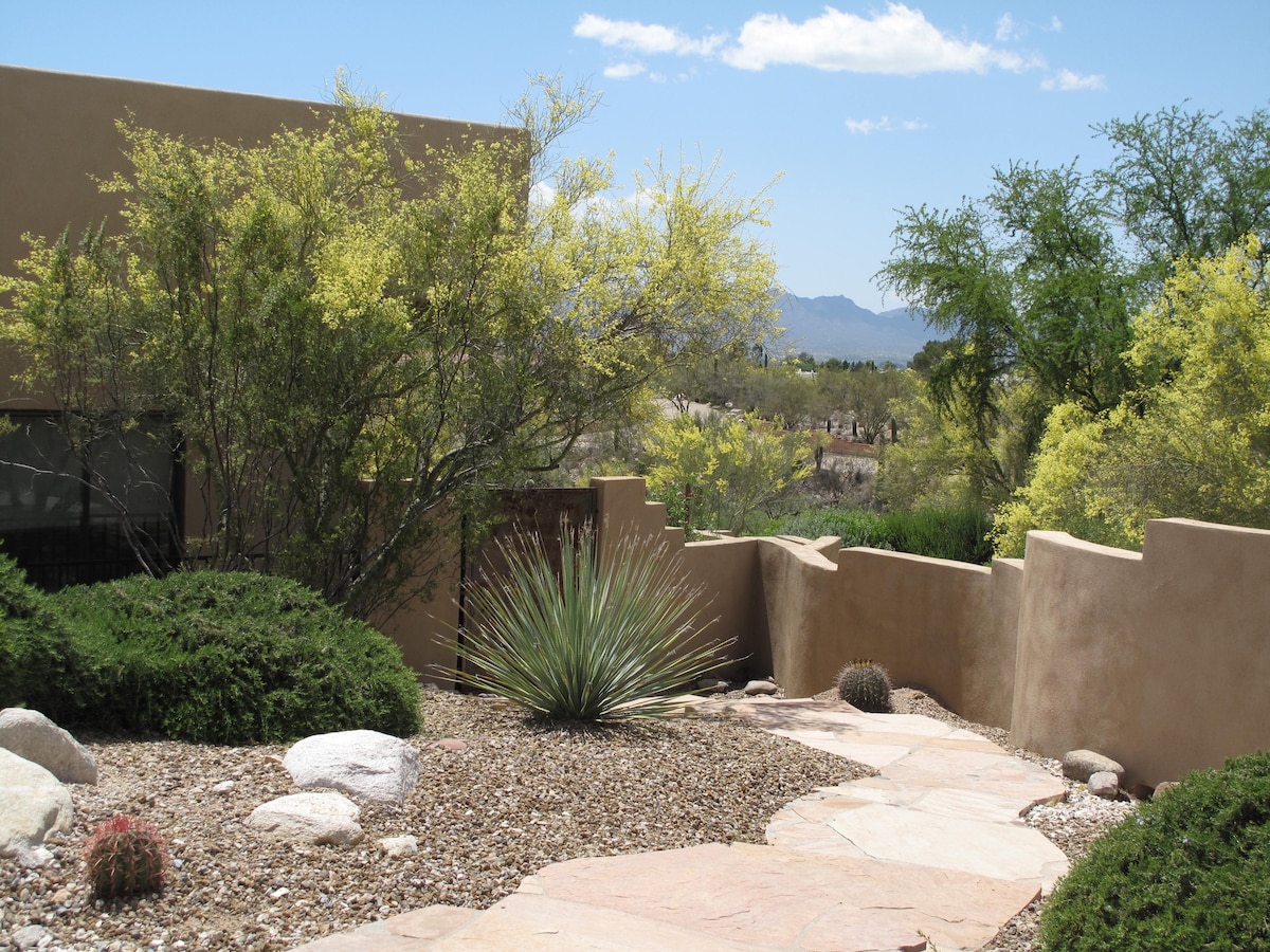 Catalina Foothills Desert Casita