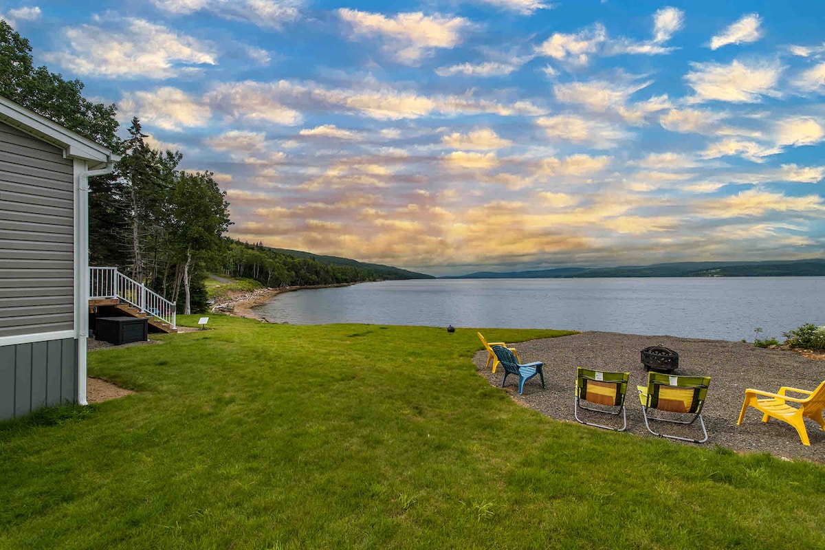 Seaside Cabot Trail Retreat