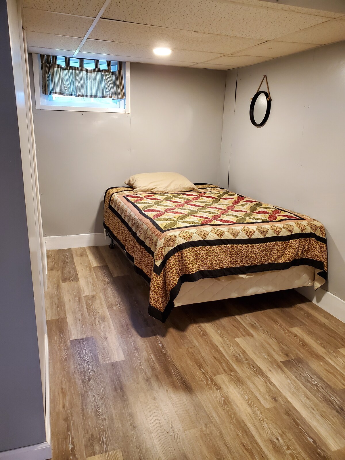 Remodeled basement apartment for workers!