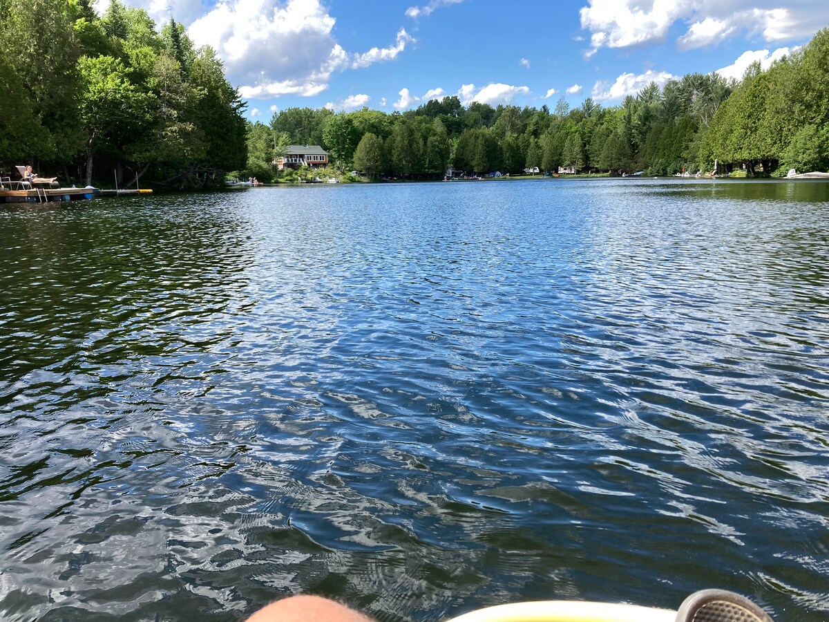 Chalet Lac Levert plaisible et calme