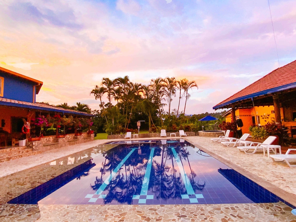 Hermosa finca hotel boutique para 50pax