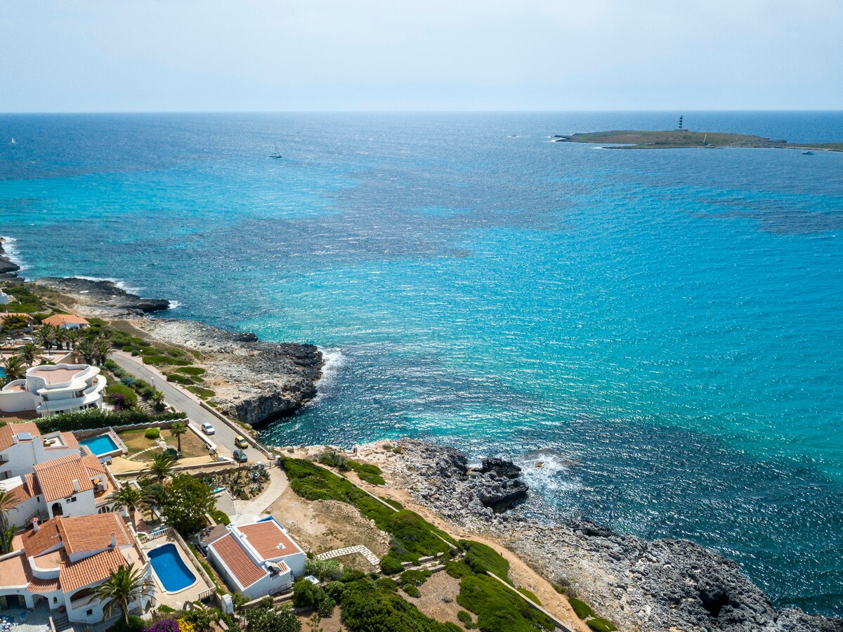 Villa con piscina y acceso al mar, Menorca