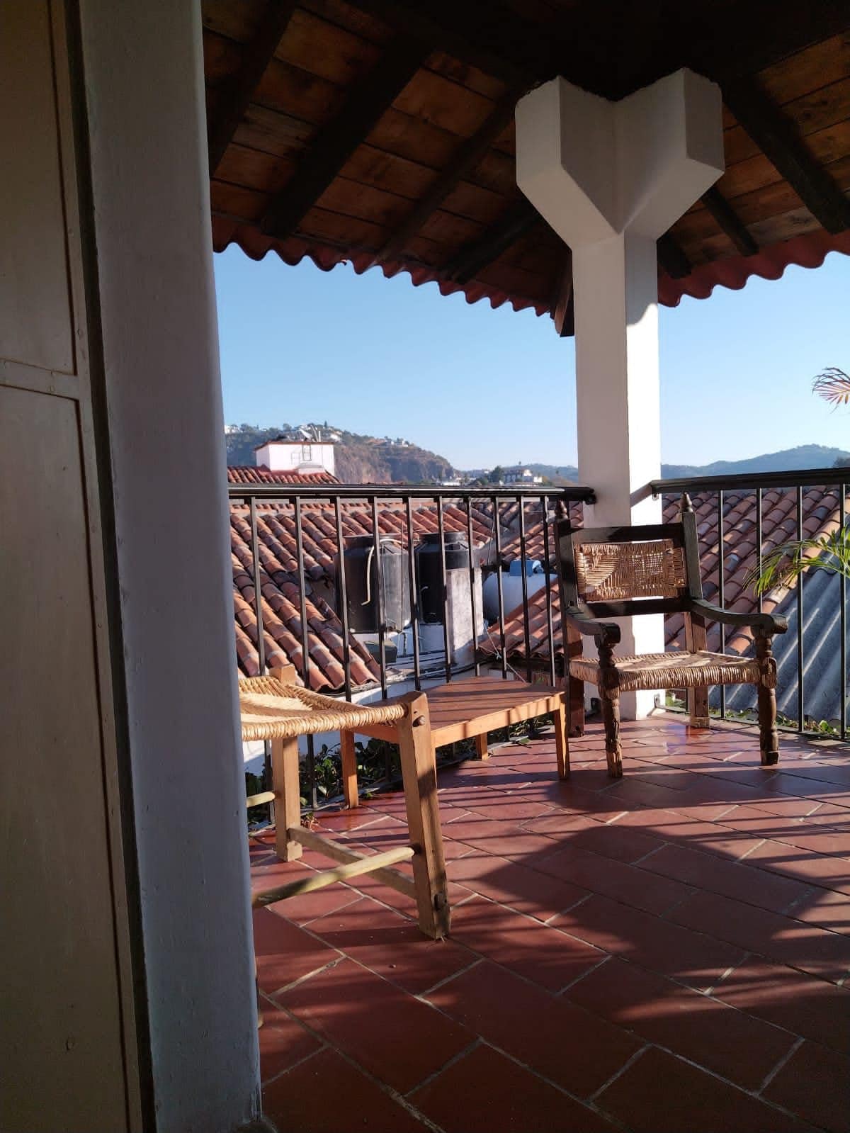 位于Taxco历史中心的美丽家庭公寓，设有露台和壮丽的全景。