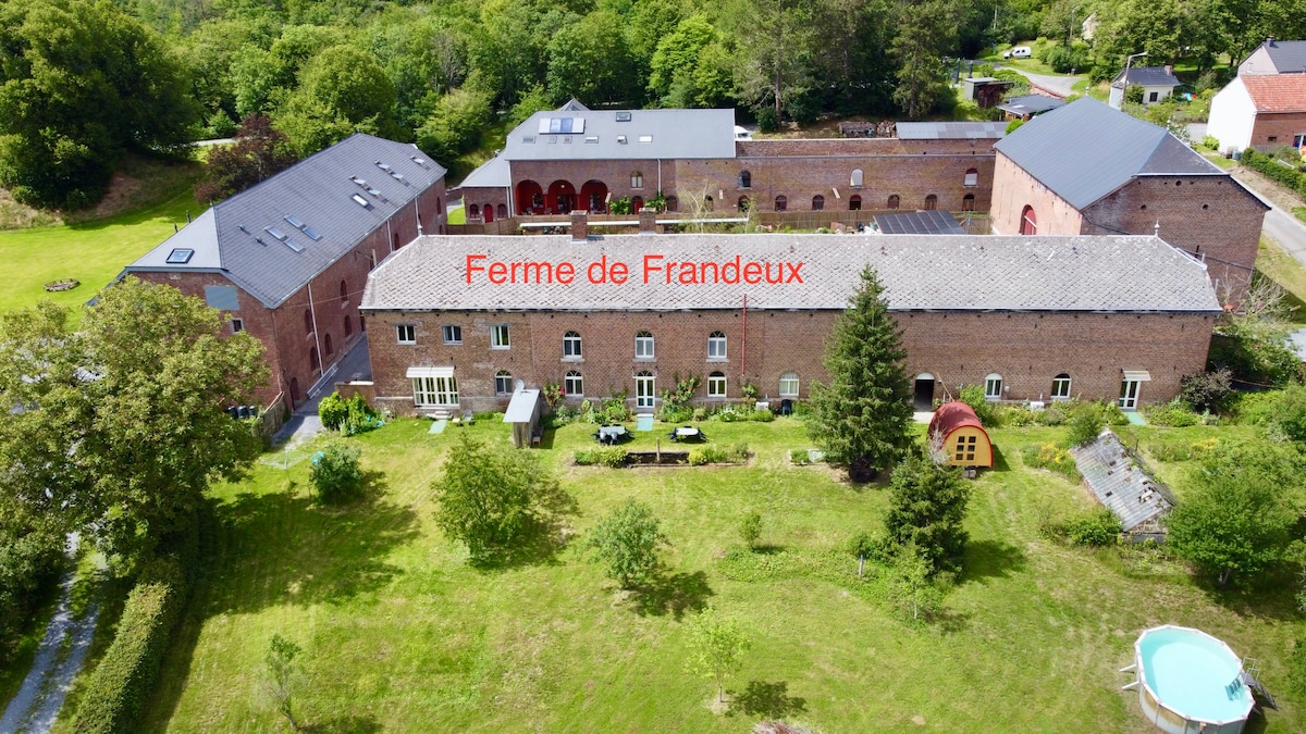 Ferme de Frandeux(boerderij van Frandeux) 1-22pers