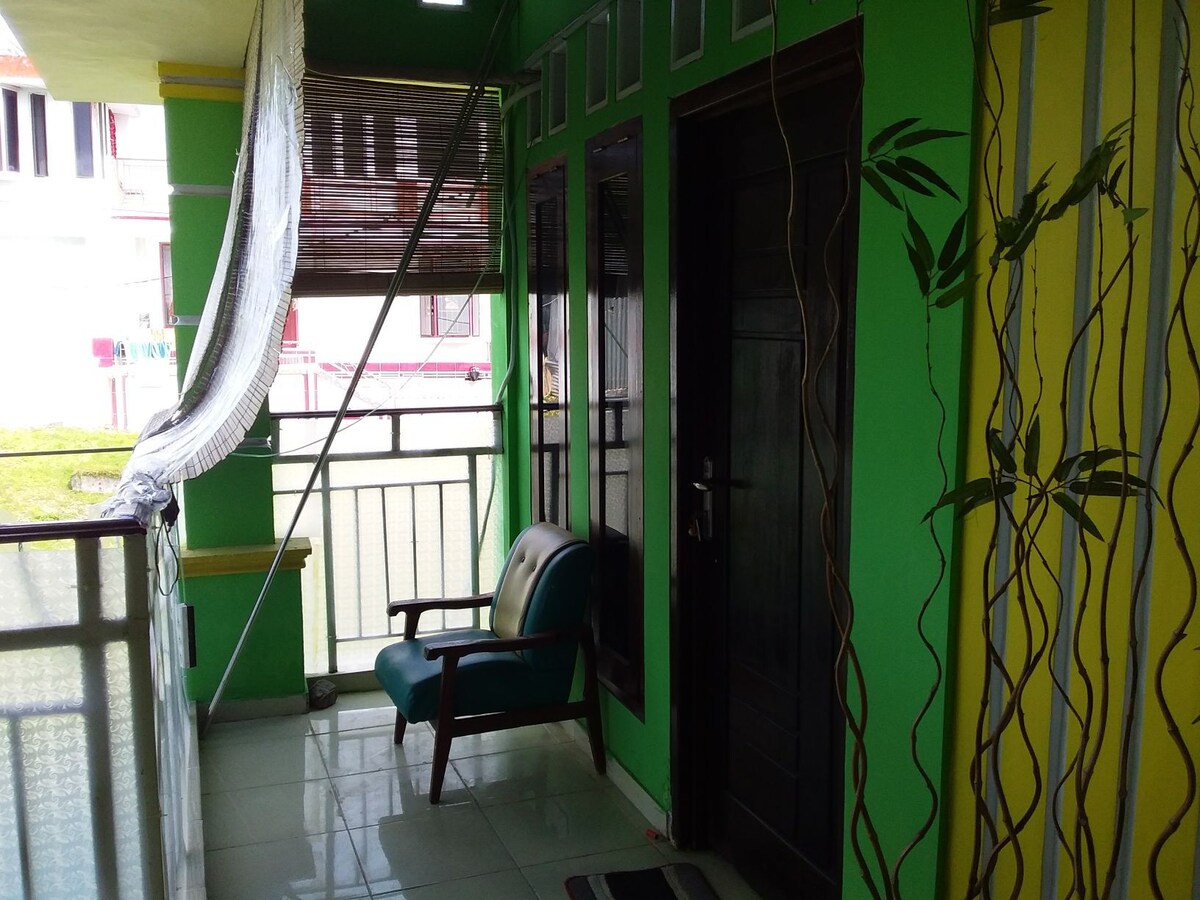 QUATTRICK Dee HOMESTAY