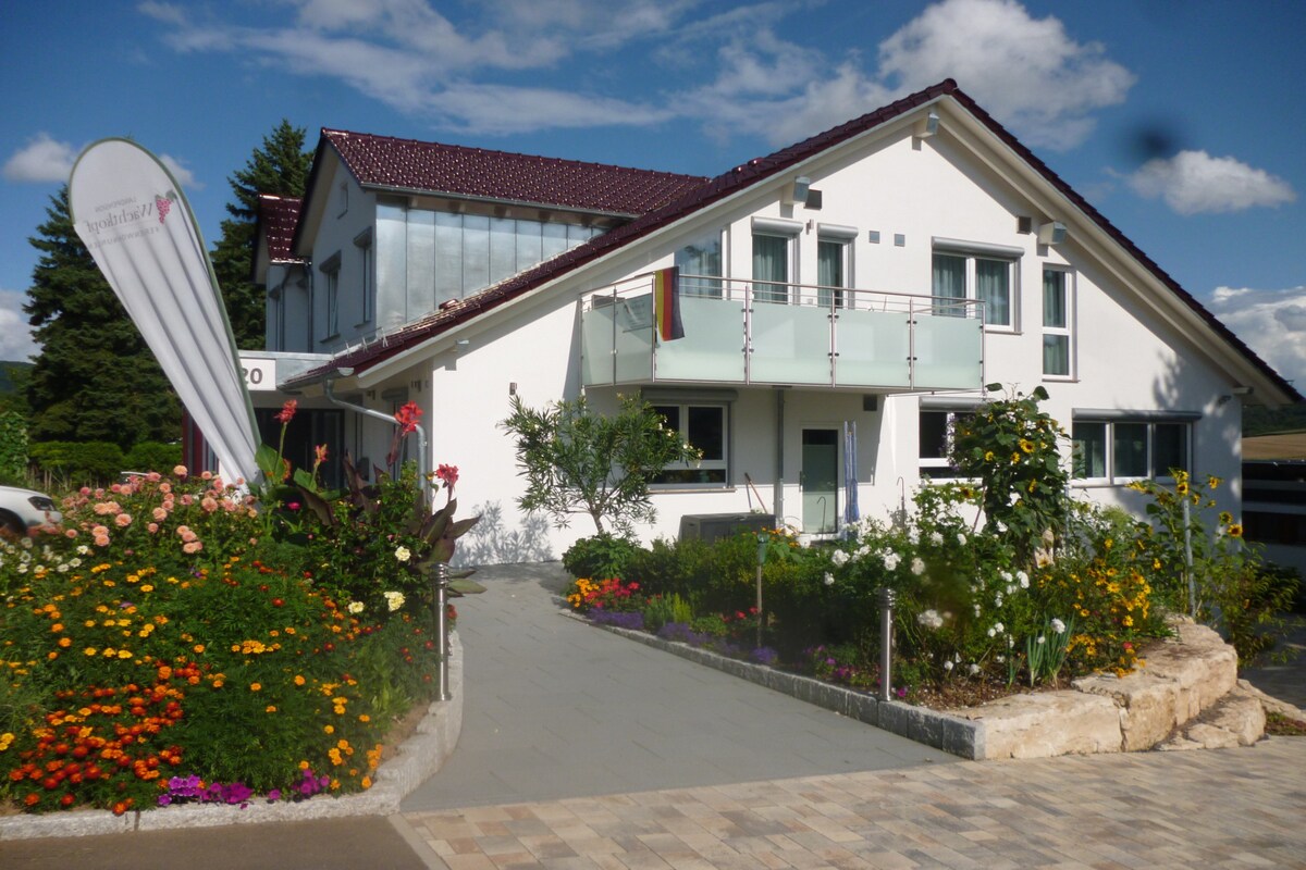 Landpension Wachtkopf-Ferienwohnungen, (Vaihingen an der Enz), Ferienwohnung Trollinger, 47 qm, 1 Schlafzimmer, max. 3 Personen