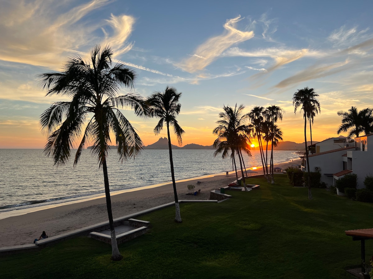 Beachfront Loft at Condominios Pilar 227