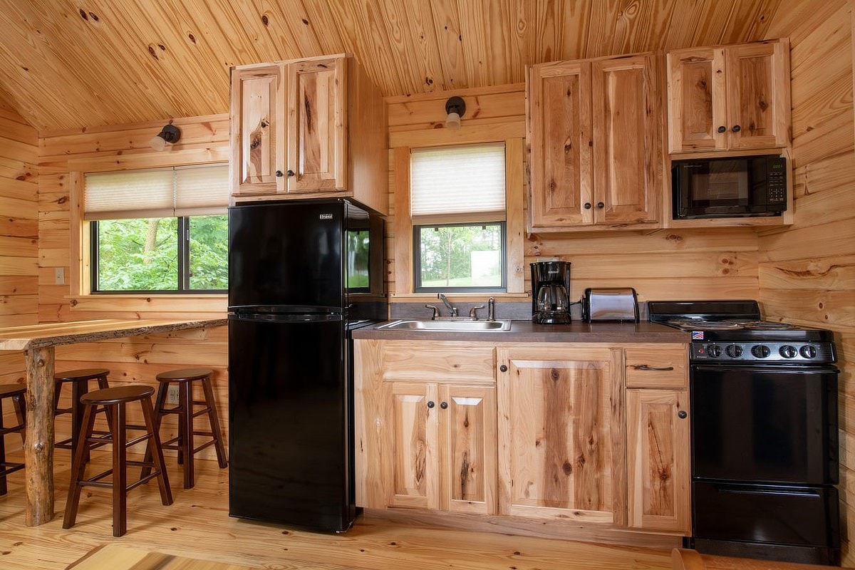 Seneca Lake Creekside Cabin A0