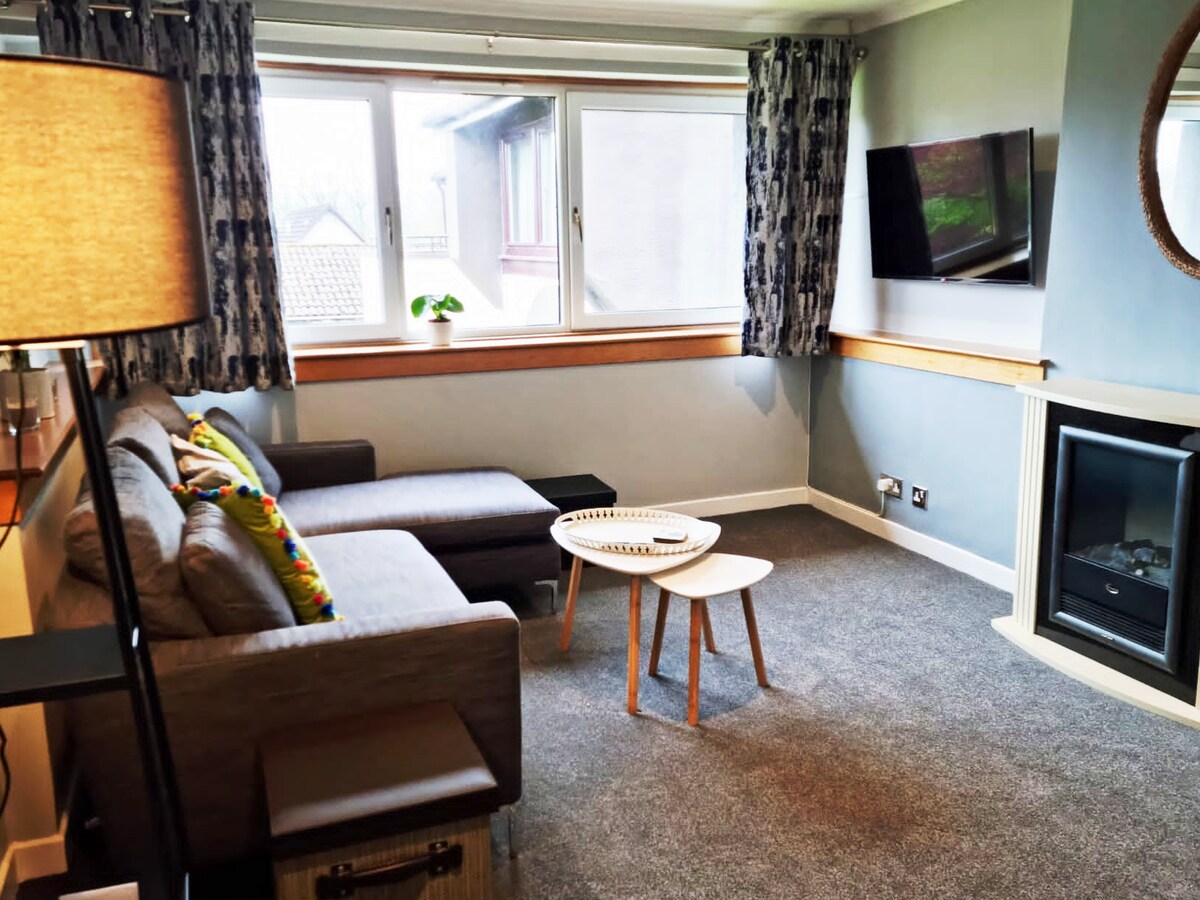 Fab Flat Minutes From Glasgow Airport