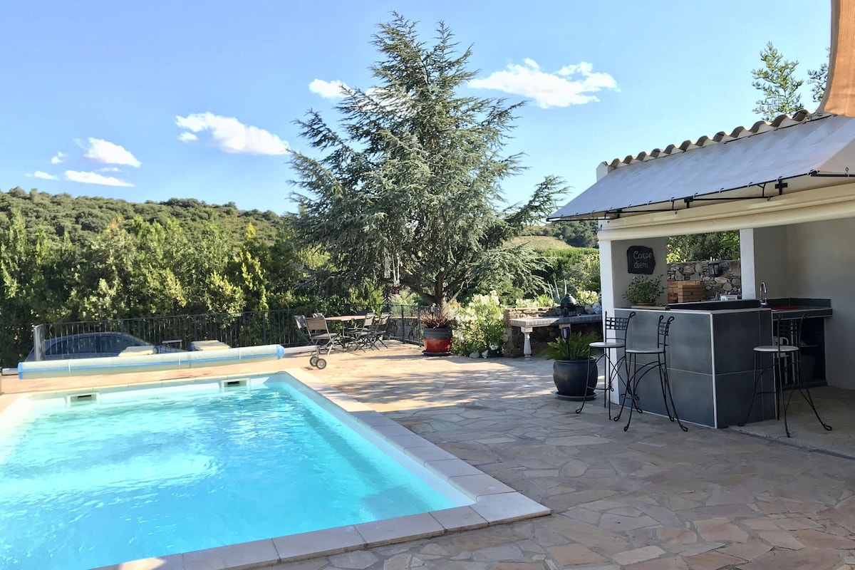 Beautiful villa with private heated pool