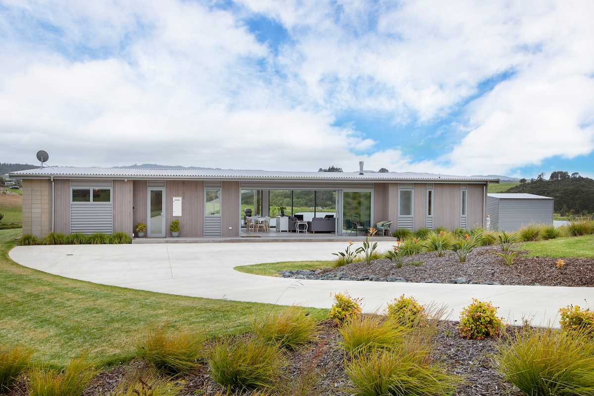 Luxe at the Lake Mangawhai