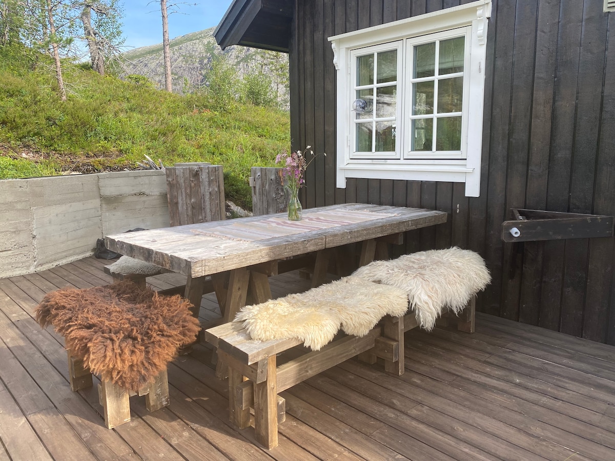 Leirfjord乡村小屋，位于Mosjøen和Sandnessjøen之间