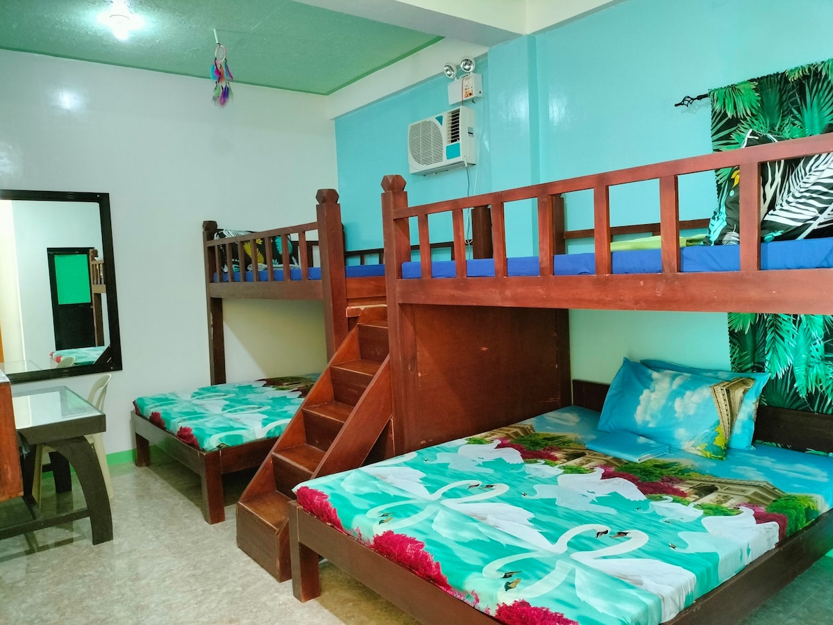 Glenmark 's Homestay Rm.8