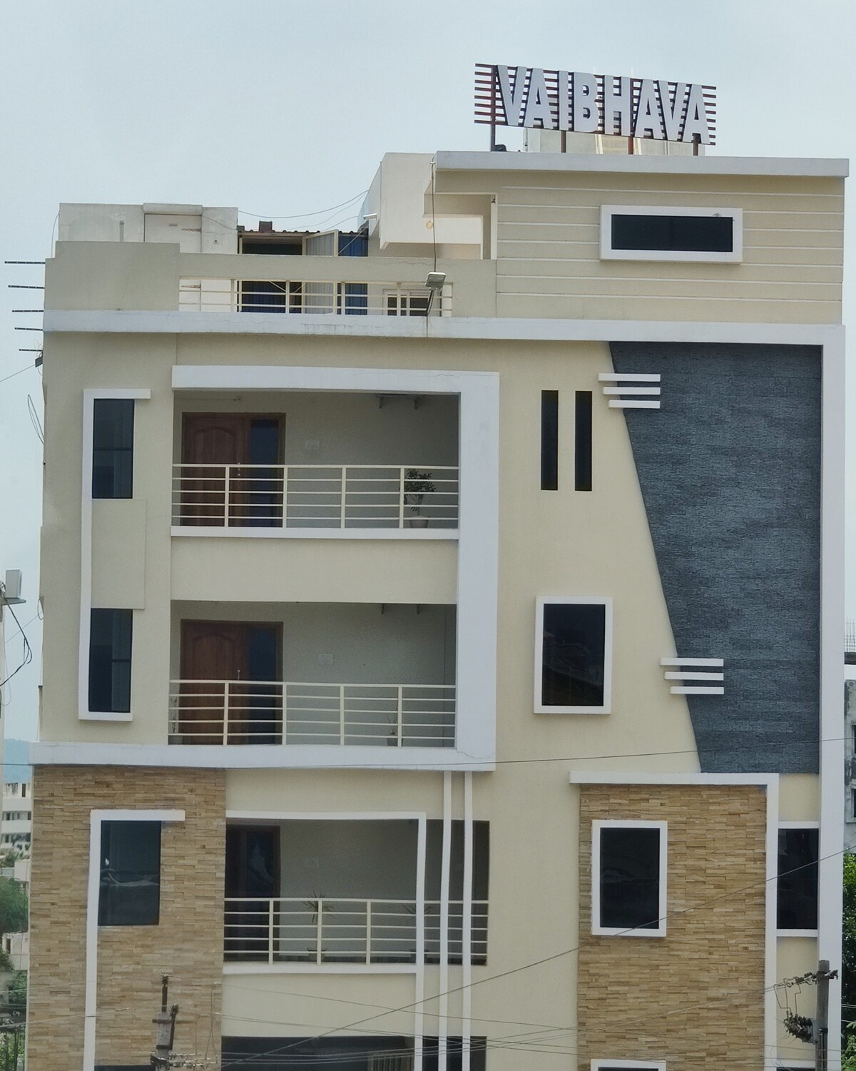 Vaibhava Service Apartments 2A-2BHK, A/c, Tirupati