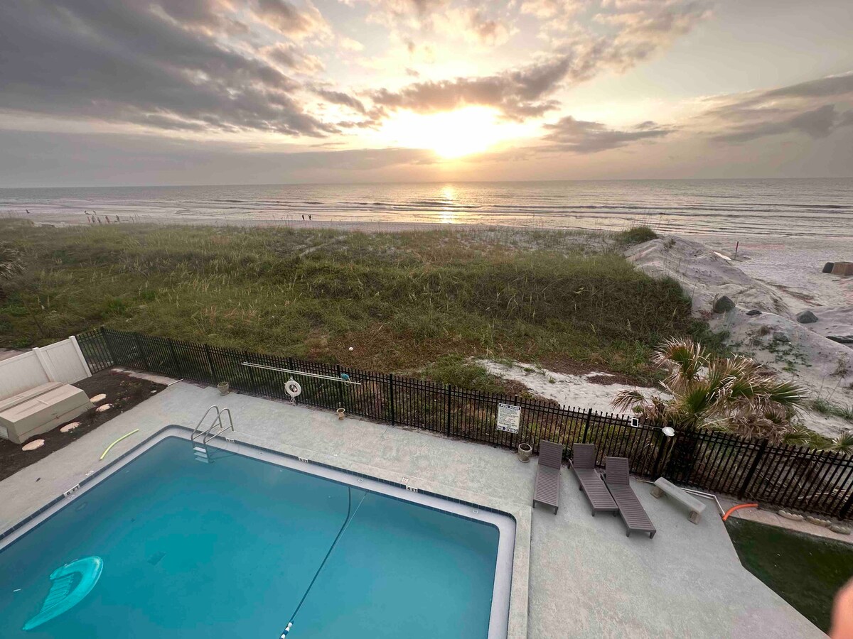 Beach front Balcony