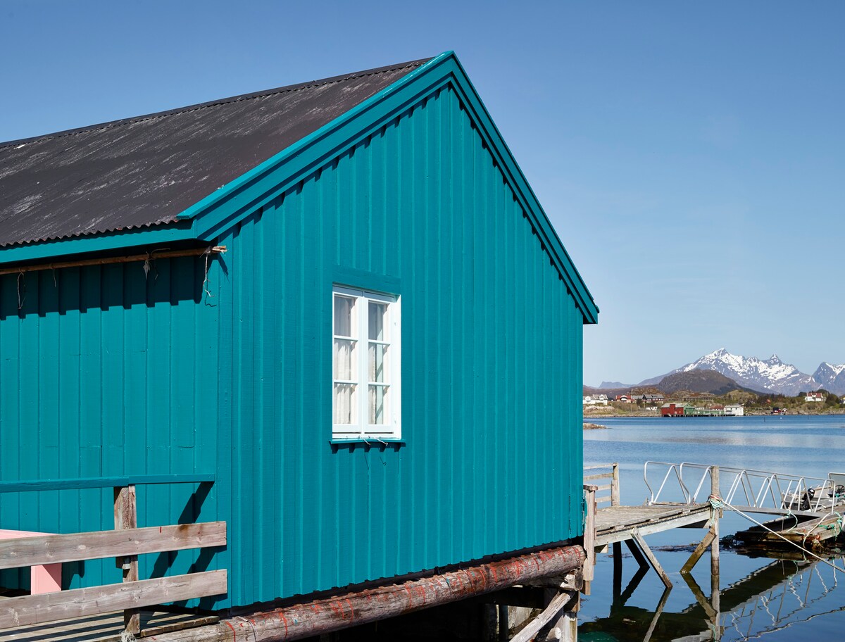 The Blue Pearl - Cabin on the Water # 3
