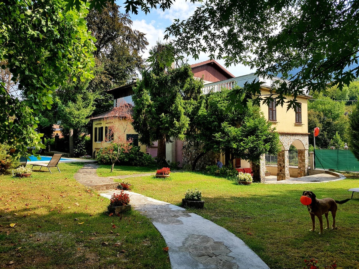 Villa Cesarina with Piscina Lago di Garda/Salo ’