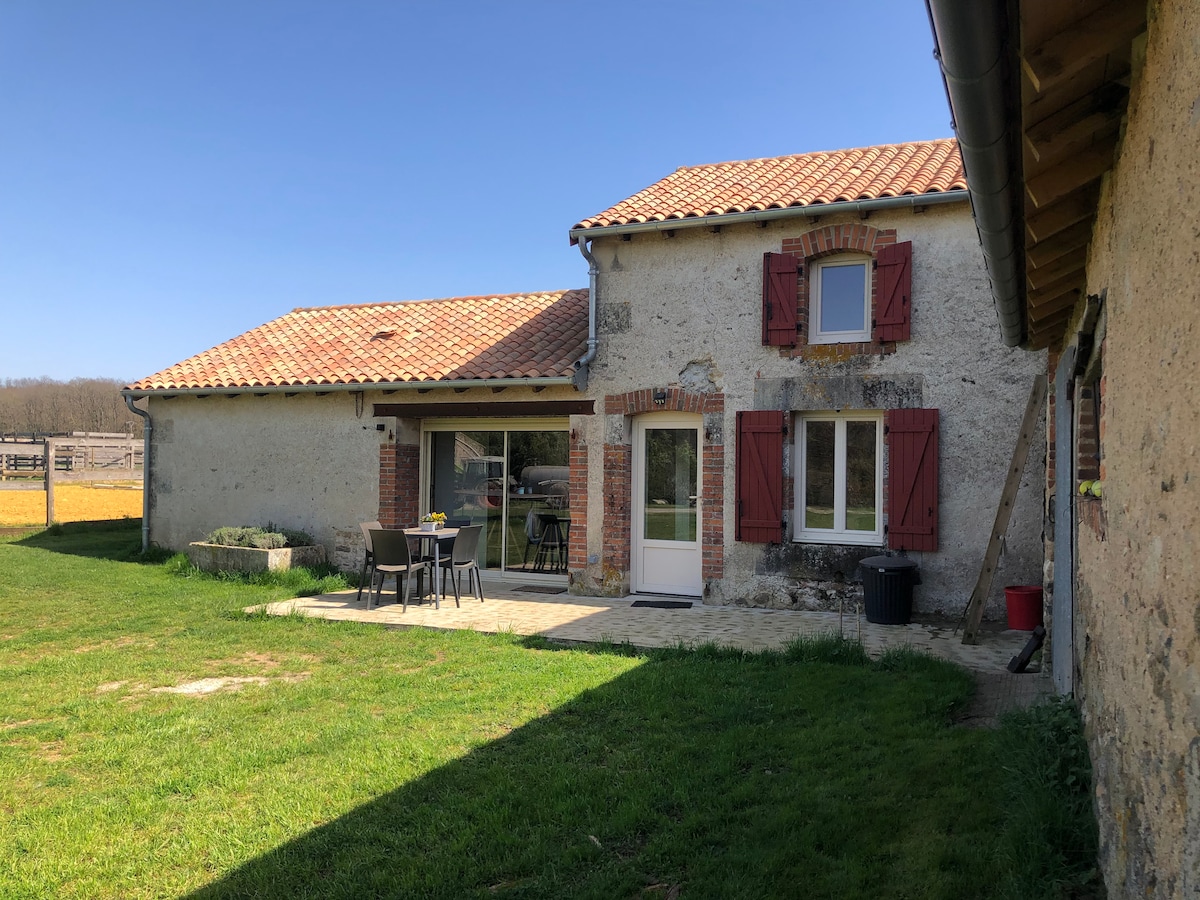 Gîte rural chaleureux au bord de la Gartempe