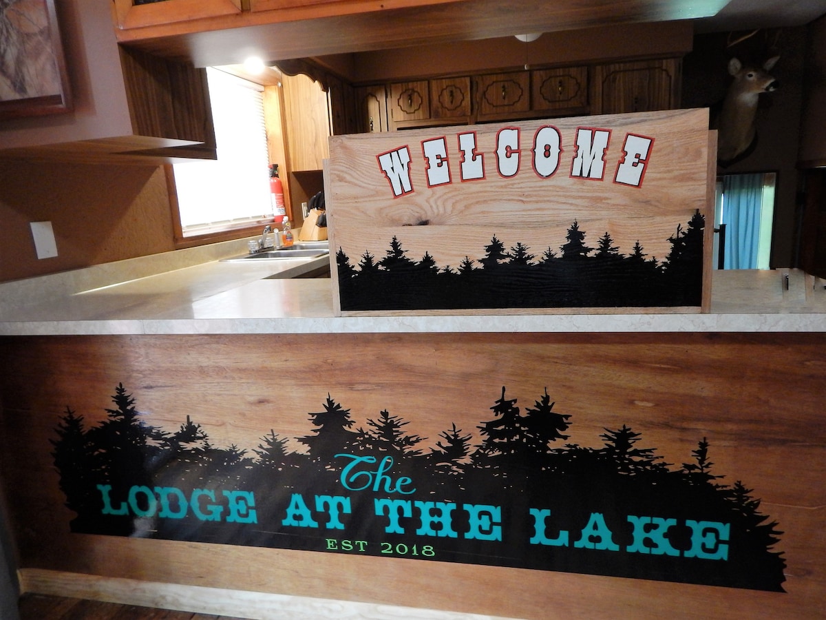 The Lodge at the Lake Conneaut, Ohio