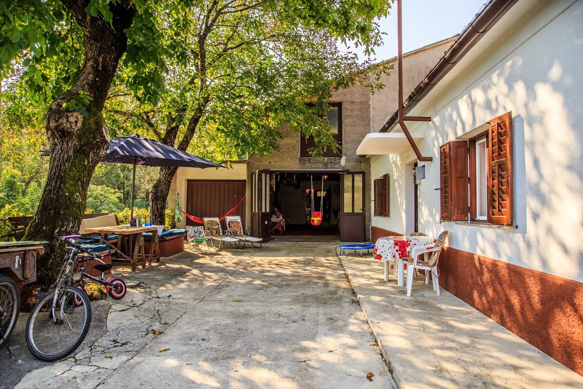 Oasis of Peace in Žejane - FloPe