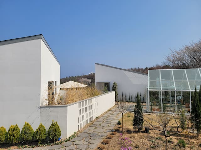 Sacheon-myeon, Gangneung的民宿
