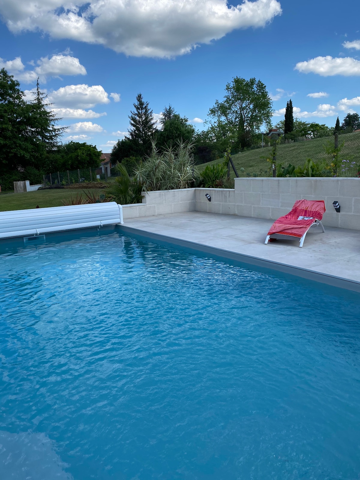 阿尔巴别墅（ Villa Alba ）。游泳池大花园Hauts de Bordeaux
