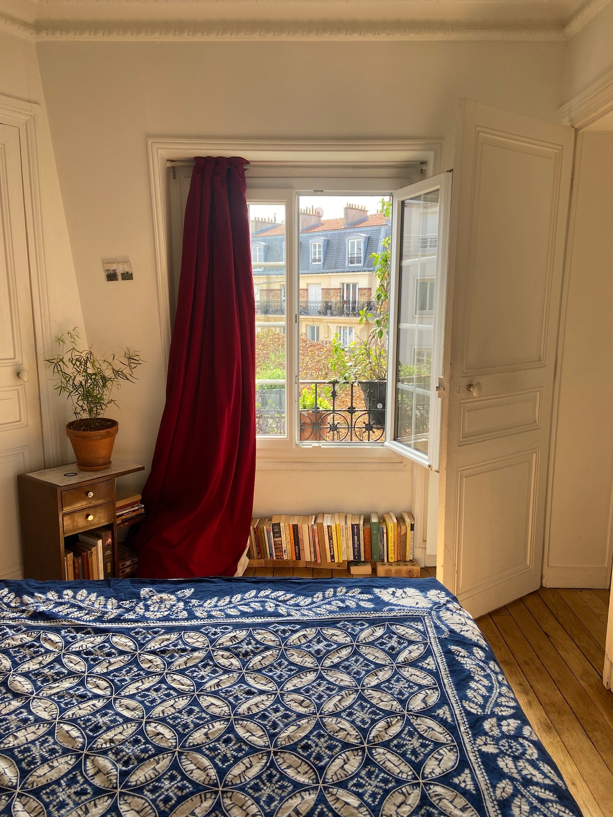 巴黎20 ：迷人、光线充足的2间卧室