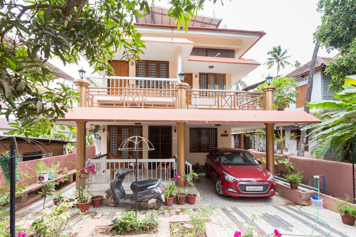 Deluxe Room and Sea View & Beach Upper Deck