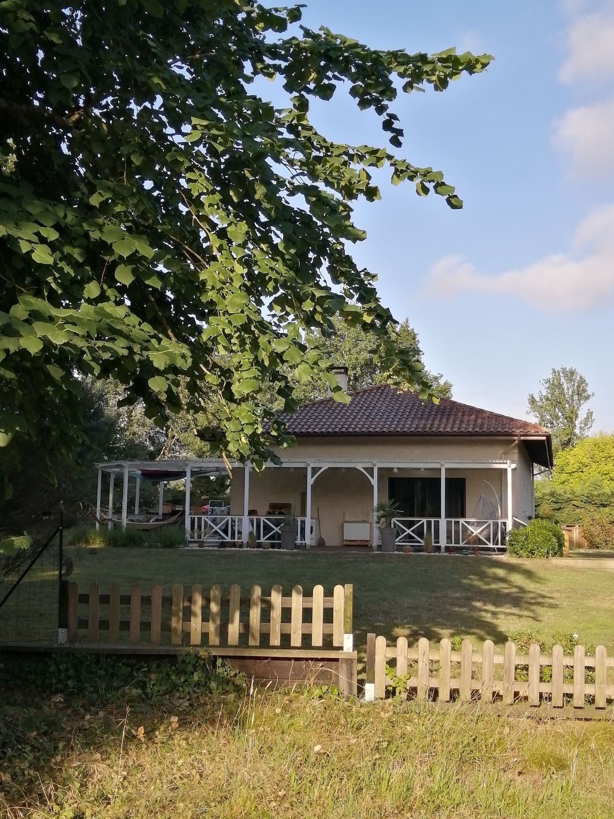 Maison au calme dans un espace boisé