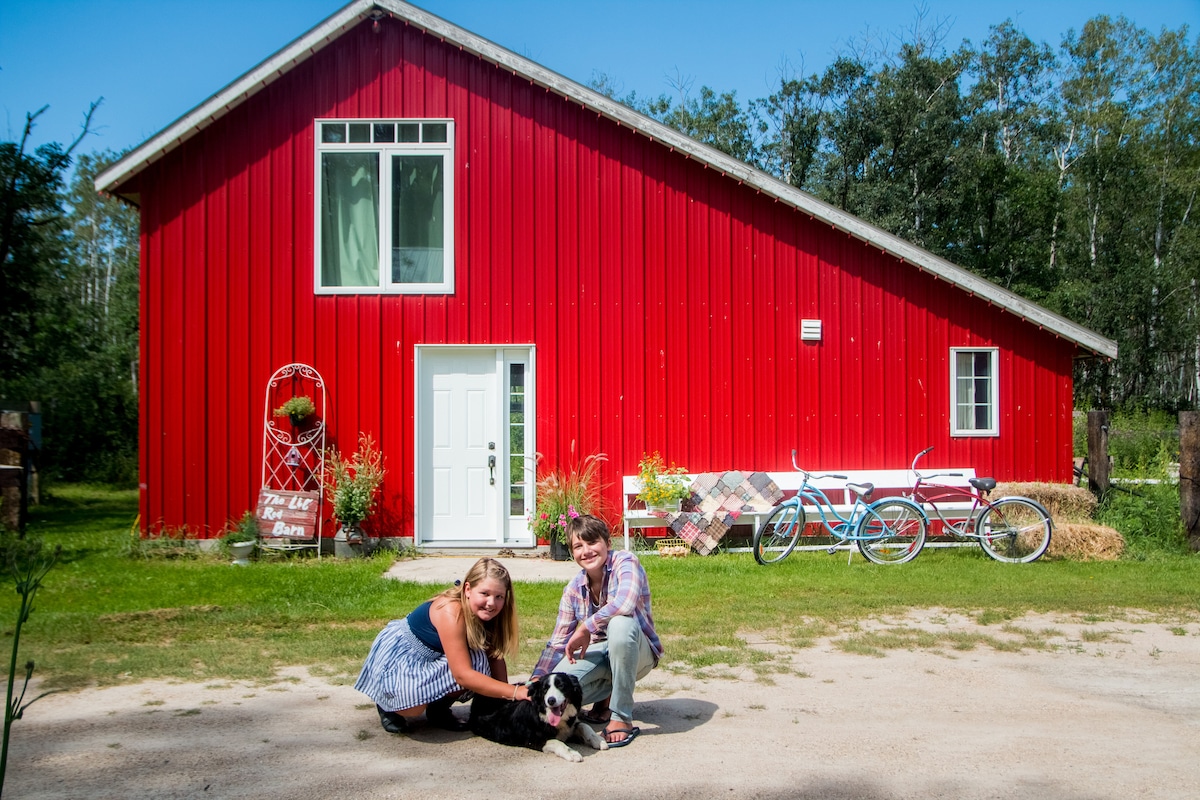 The Lil Red Barn B&B