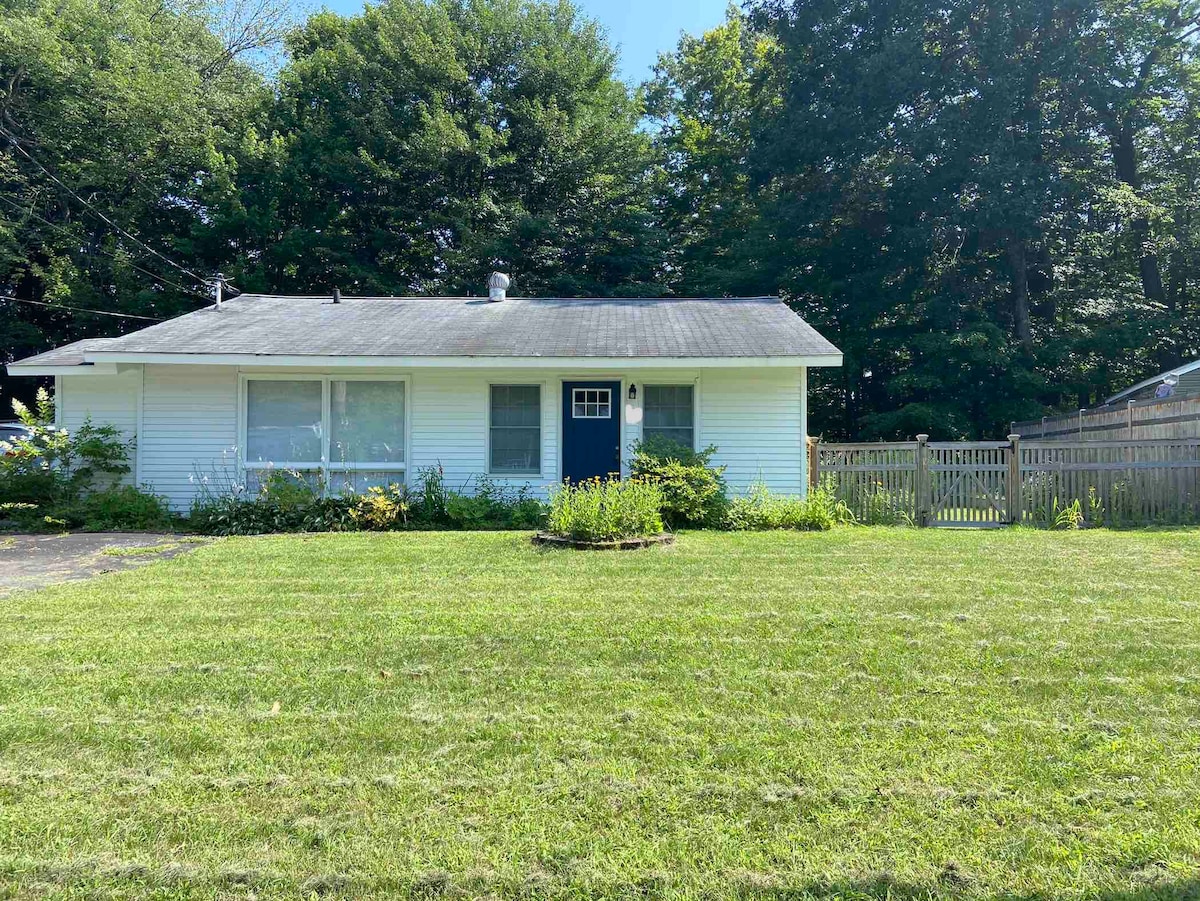 Newly renovated home in beautiful Ballston Spa