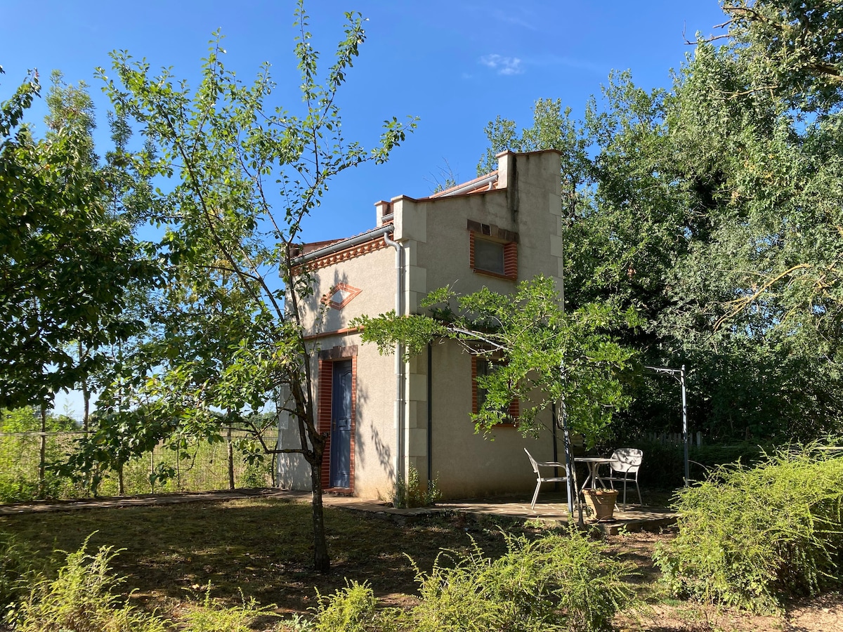 Nid amoureux dans pigeonnier avec spa privé