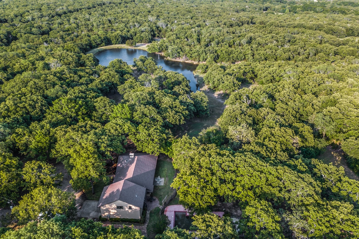 Wildwood Ranch- Pool and Privacy on 160 acres!
