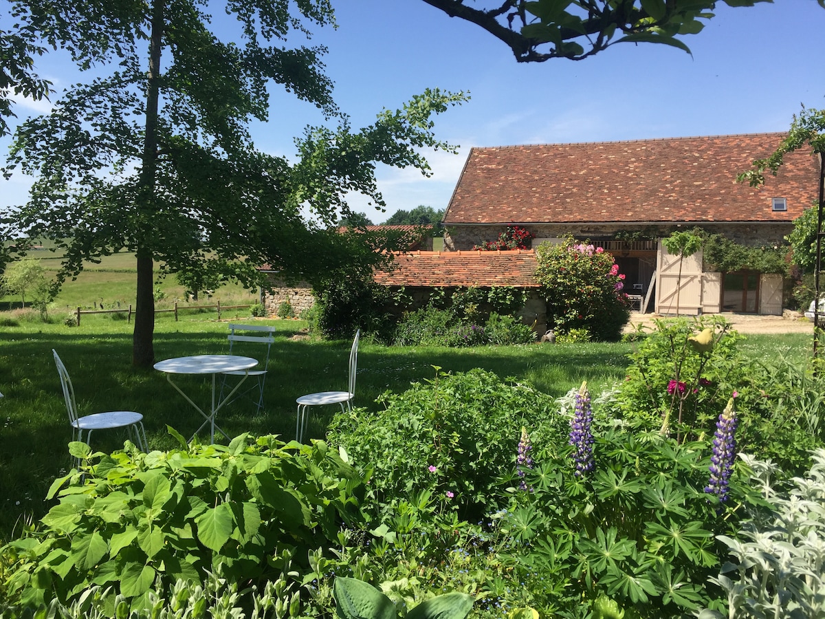 Gîte La Grange au Jardin, art de vivre bourguignon