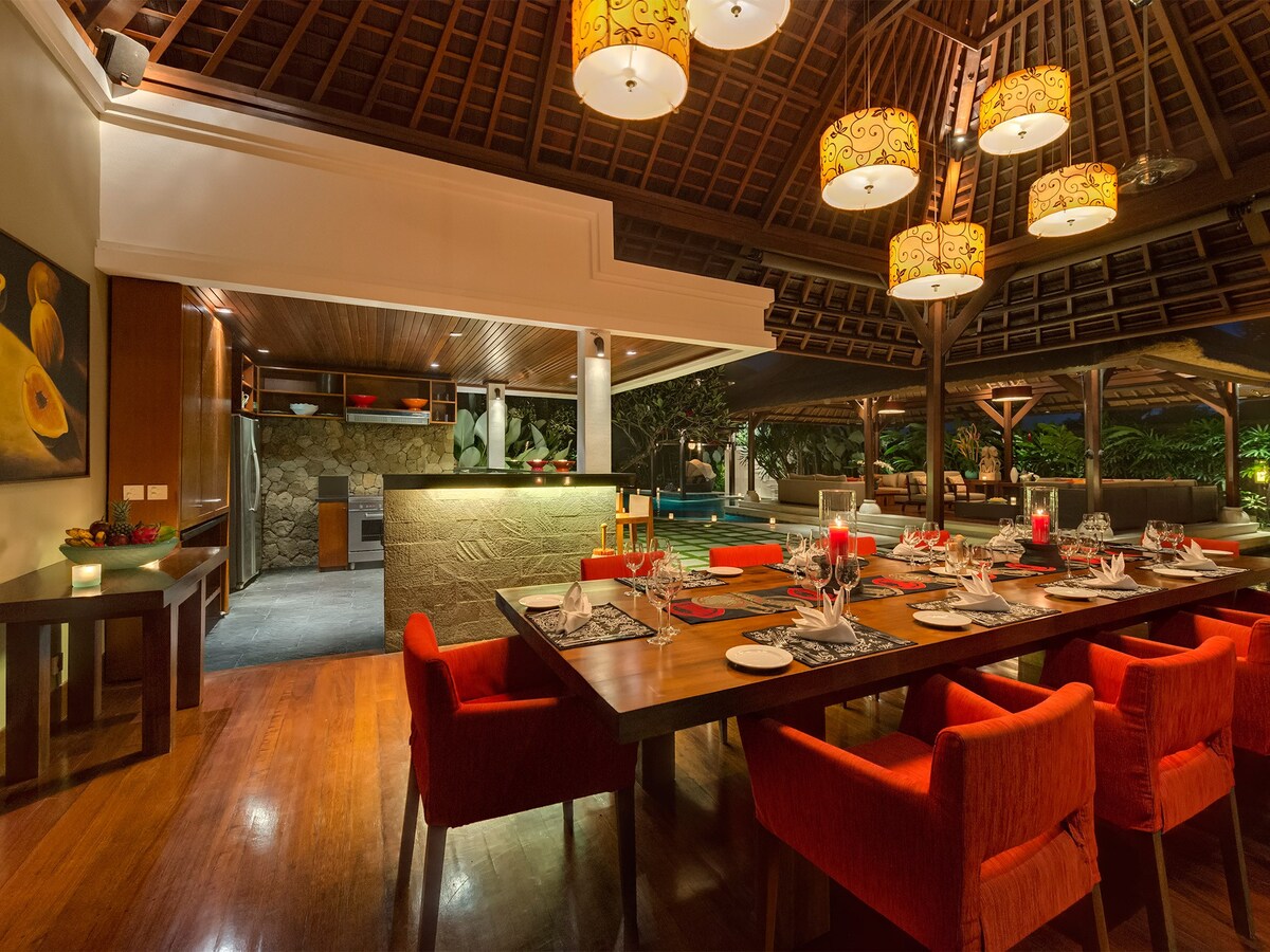 热带别墅阿斯塔（ Tropical Villa Asta ） ， 4BR ，水明漾（ Seminyak ） ，带厨师