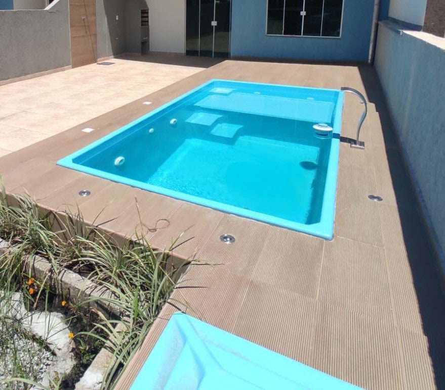 Casa com piscina em Pontal do PR (Bal. de Ipanema)