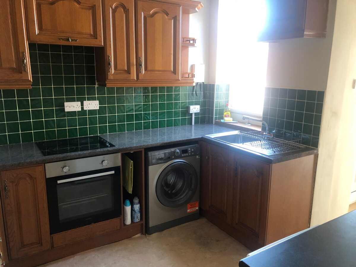 5/6 Bed House Barnsley Centre