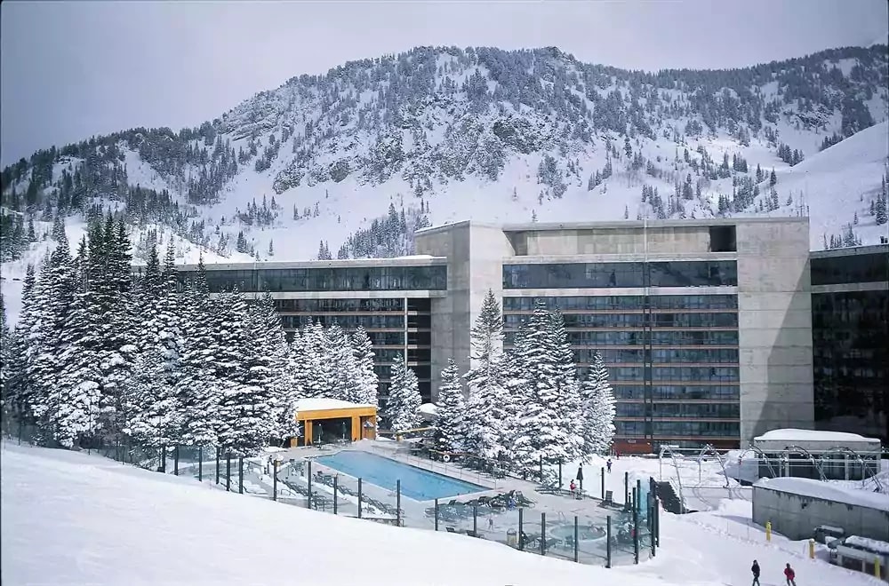 3 rooms, Snowbird Cliff Lodge, March 8-15, 2025