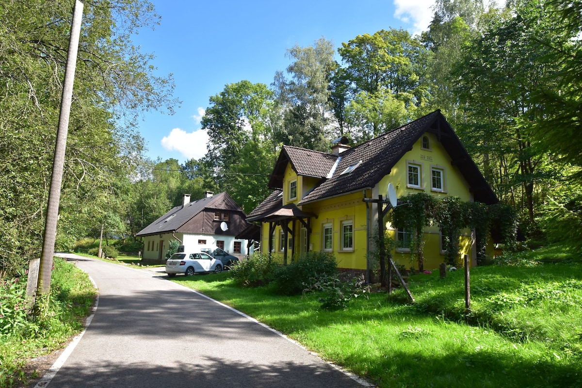 Charming Holiday Home in Rudník with Garden