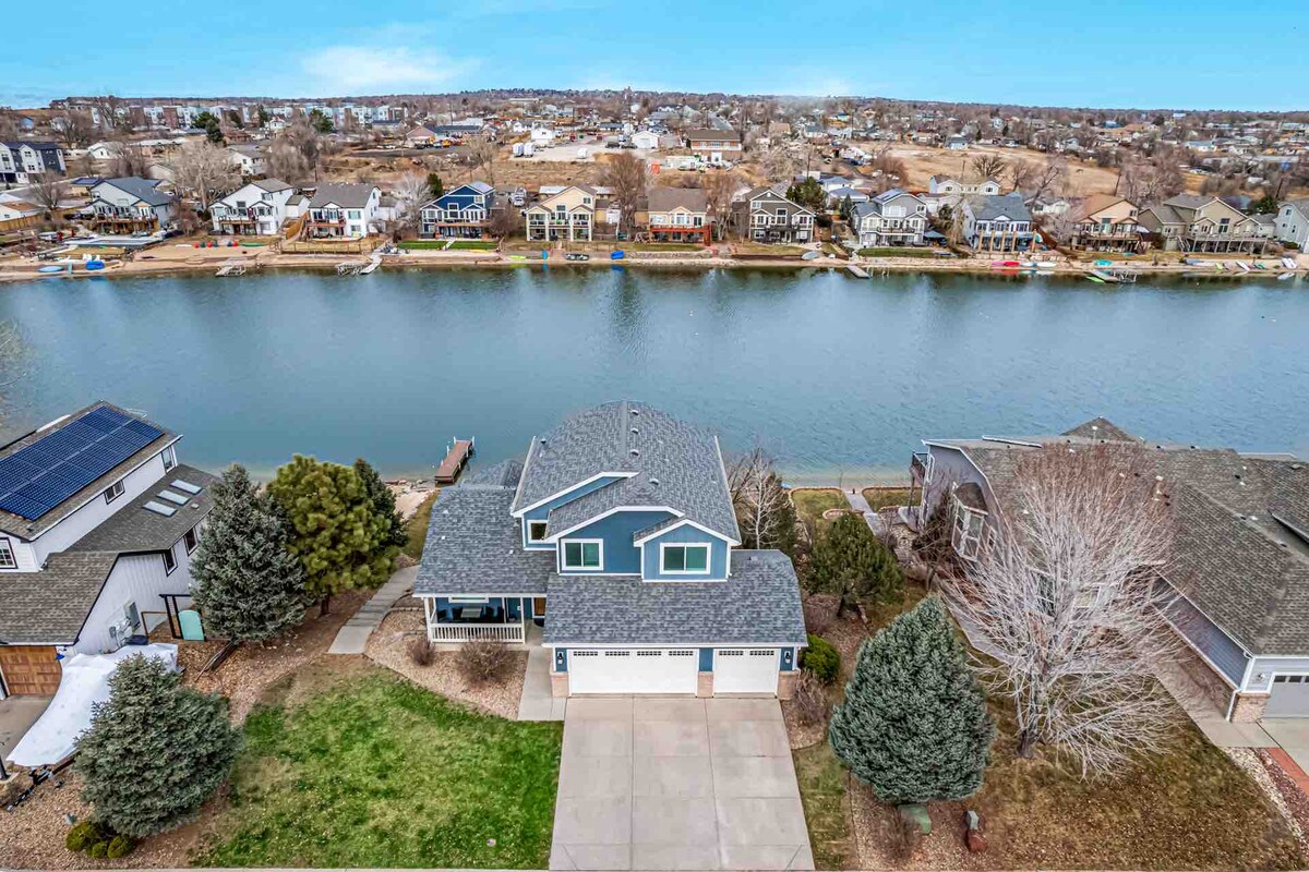 Fantastic Lake Front House in The City