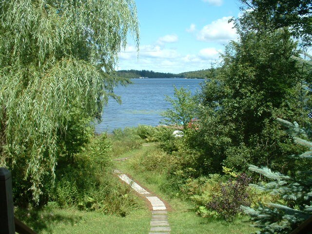 阿迪龙达克湖前营地（ Lake Front Adirondack Camp ）