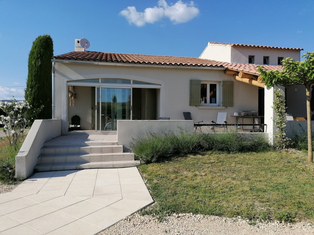 Roussillon 130平方米带泳池的别墅