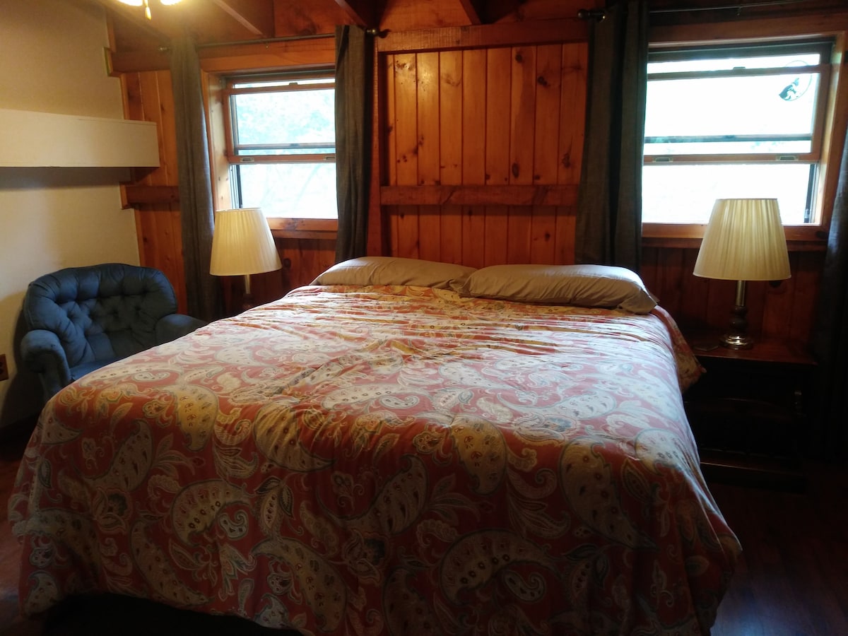 White Oaks Lodging