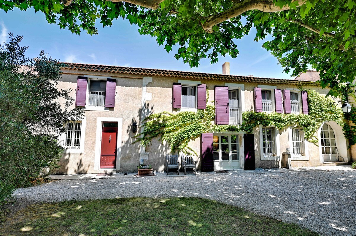 Beautiful Provençal
Mas with Pool „Lila“