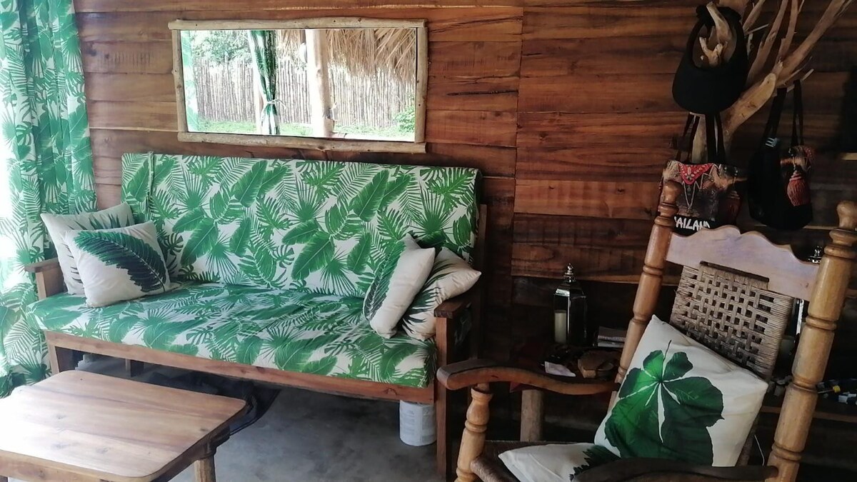 Eco-chic 2 BD+loft cabin in Lodge, El Valle,Samana
