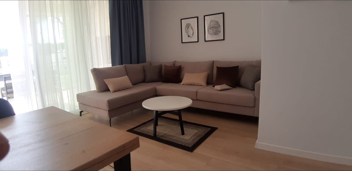 Modern- 1 Bedroom Apartment at San Pietro Resort