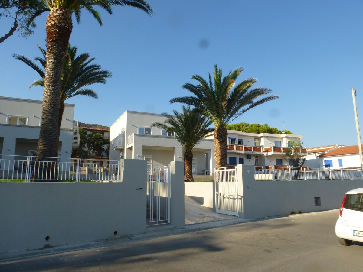 Castellabate loc. Ogliastro  sul mare del Cilento