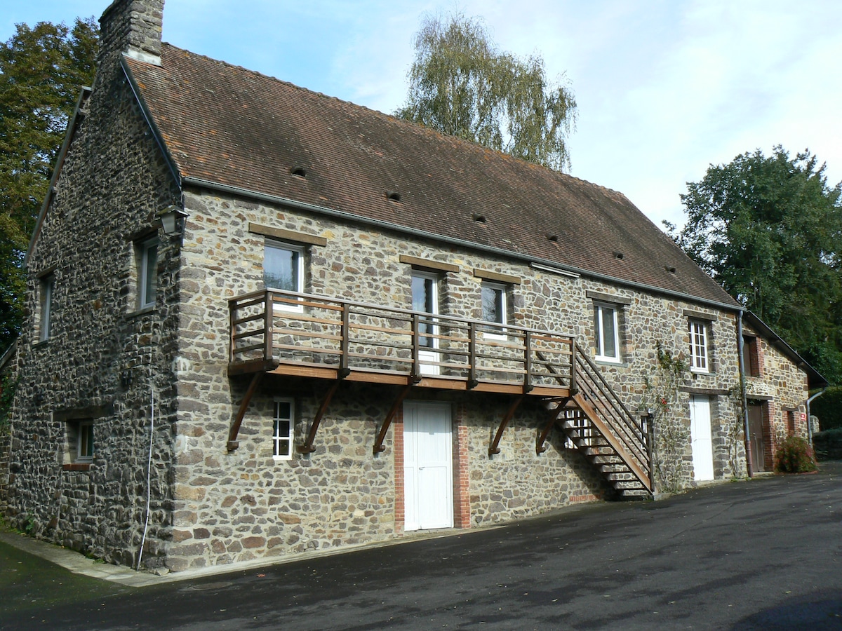 Gîte du moulin du Vey 6 personnes sur l'Orne